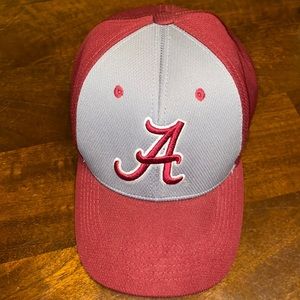 Men’s Collegiate Headwear